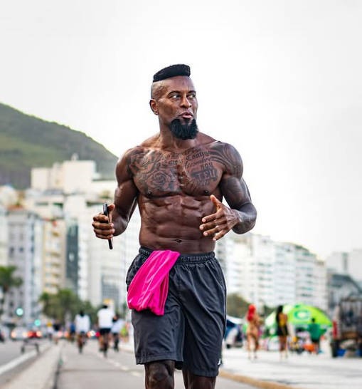 评论区大量, alt, 肌肉线条明