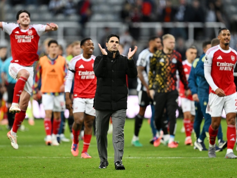 积分榜上建, BJjtG, 迅速融入球